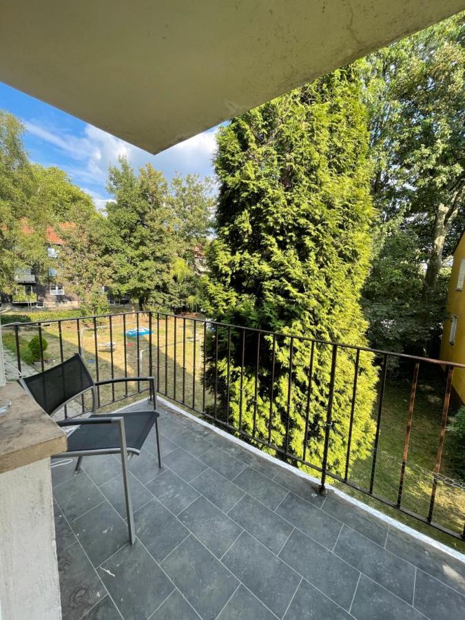 Estrella24 Living Rooms Berlin Herne Exterior photo